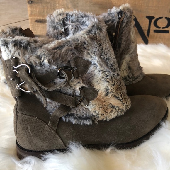 Johnston & Murphy faux fur suede boots - Picture 5 of 8